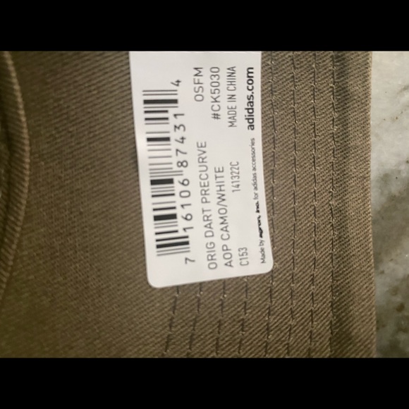 adidas Original Dart Precurve AOP Camo Snapback - Picture 4 of 4